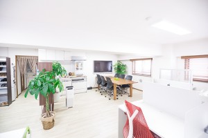 いつもデスクを綺麗にしておく整理整頓の5つのコツ