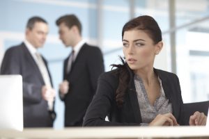 パワハラの事例から学ぶ気をつけるべき8つのポイント